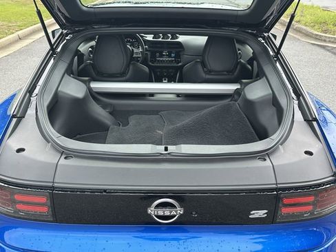 Certified 2024 Nissan Z Performance w/ Floor Mat Package RWD image 17