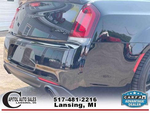 Used 2023 Chrysler 300 C image 13