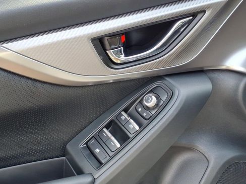 Used 2023 Subaru Crosstrek 2.5i Limited w/ Moonroof Package image 4