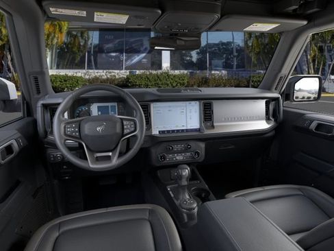 New 2025 Ford Bronco Outer Banks AWD/4WD image 9