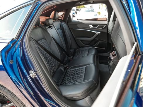 Used 2021 Audi S6 Premium Plus w/ S6 Executive Package AWD/4WD image 38