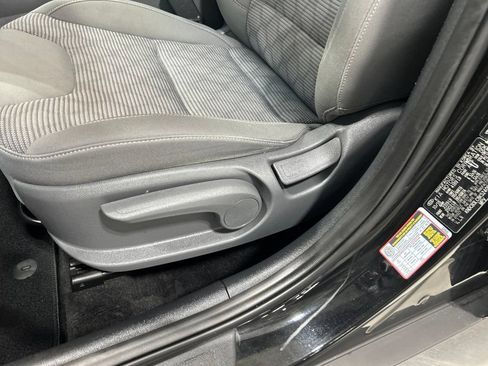 Used 2019 Kia Niro LX FWD image 12