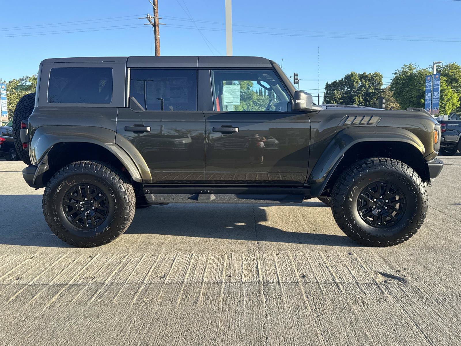 New 2026 Ford Bronco Raptor AWD/4WD image 2