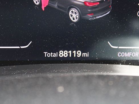 Used 2019 BMW X5 xDrive40i w/ Premium Package 2 AWD/4WD image 9