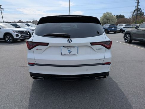 Used 2025 Acura MDX A-Spec image 4