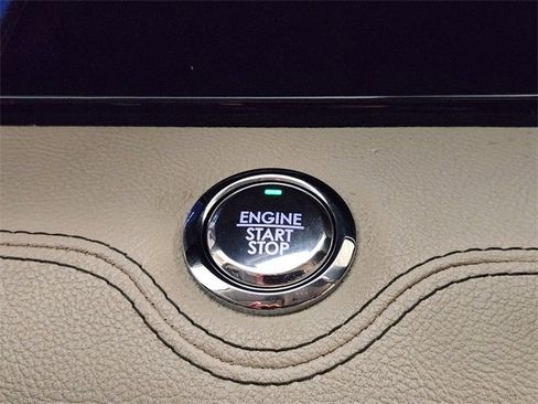 Used 2020 Lincoln Navigator Reserve w/ Luxury Package image 19