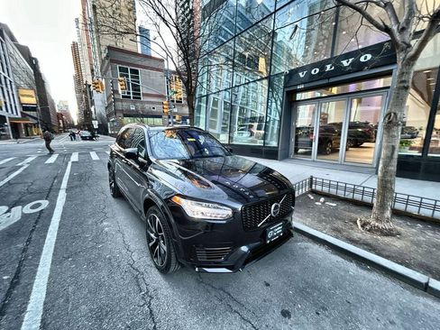 Certified 2023 Volvo XC90 T8 Ultimate image 1