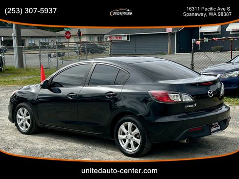 Used 2010 MAZDA MAZDA3 i Touring image 6