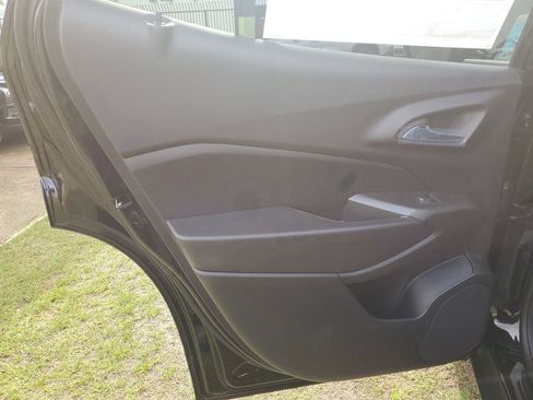 New 2026 Chevrolet Trax LT w/ Sunroof Package image 15