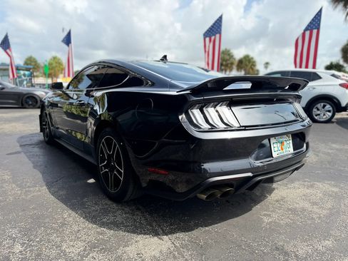 Used 2022 Ford Mustang GT Premium w/ Equipment Group 401A RWD image 4