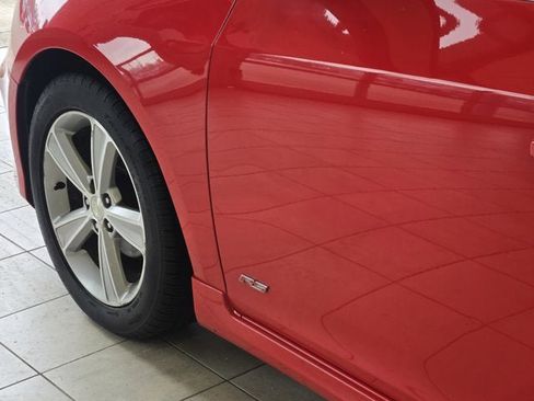 Used 2015 Chevrolet Cruze LT w/ RS Package image 15