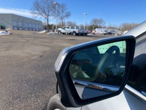 Used 2024 Chevrolet Equinox LT w/ LPO, Floor Liner Package image 19