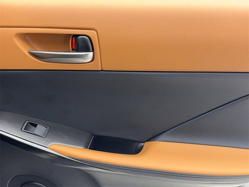 Used 2025 Lexus IS 300 300 CAM,SUNROOF,CLMT STS,BLIND w/ Premium Package image 49