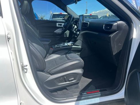 Used 2023 Ford Explorer ST w/ Equipment Group 401A AWD/4WD image 17