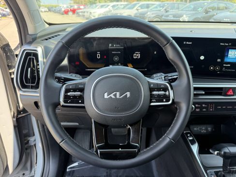 New 2025 Kia Sorento S w/ Panoramic Sunroof Package image 9