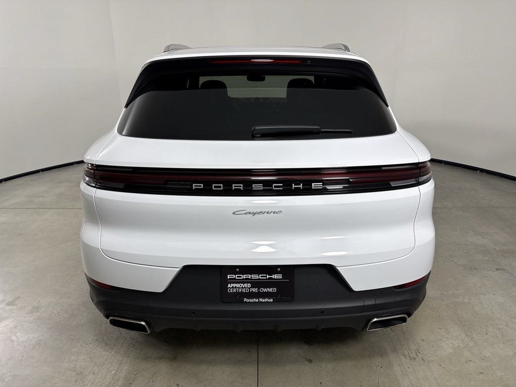 Certified 2026 Porsche Cayenne AWD/4WD image 6