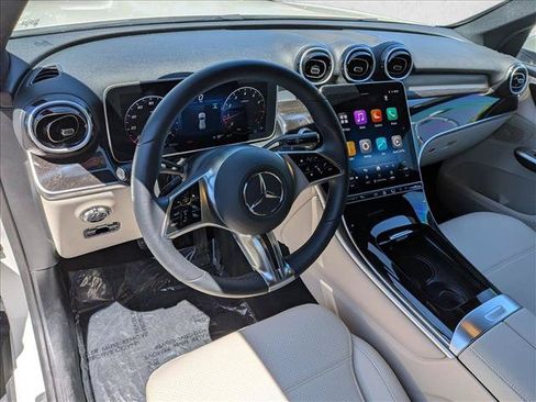 Certified 2026 Mercedes-Benz GLC 300 image 9