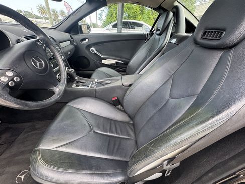 Used 2005 Mercedes-Benz SLK 350 image 10