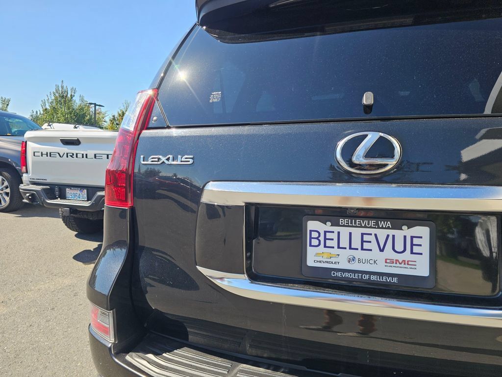 Used 2022 Lexus GX 460 Premium AWD/4WD image 17