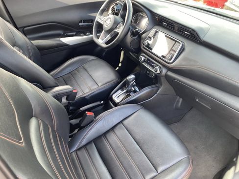 Used 2020 Nissan Kicks SR w/ SR Premium Package image 13