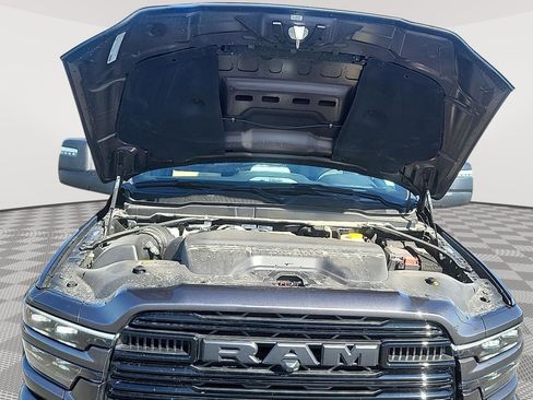 New 2025 RAM 2500 Laramie AWD/4WD image 25