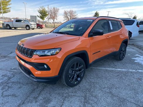 New 2026 Jeep Compass Latitude image 13