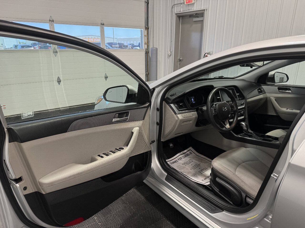 Used 2018 Hyundai Sonata ECO FWD image 7