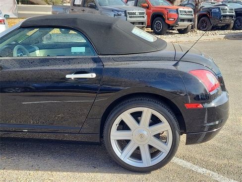 Used 2005 Chrysler Crossfire Limited image 6