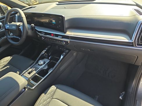 Used 2026 Kia Sorento SX Prestige AWD/4WD image 11