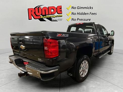 Used 2015 Chevrolet Silverado 2500 LT w/ LT Convenience Package image 5