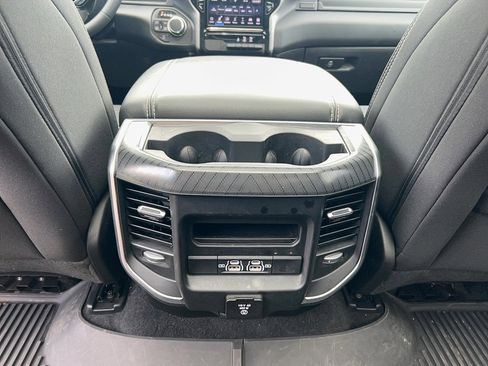 Used 2025 RAM 1500 Big Horn AWD/4WD image 27