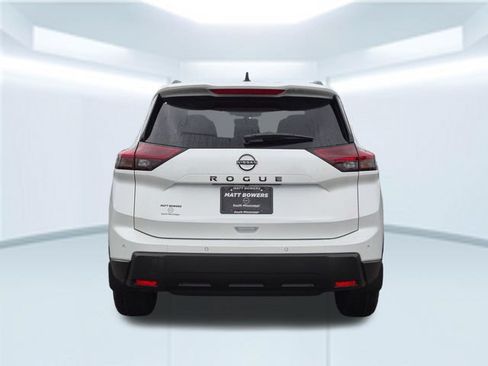 Used 2026 Nissan Rogue Dark Armor FWD image 5