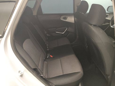 Used 2020 Kia Soul LX FWD image 19