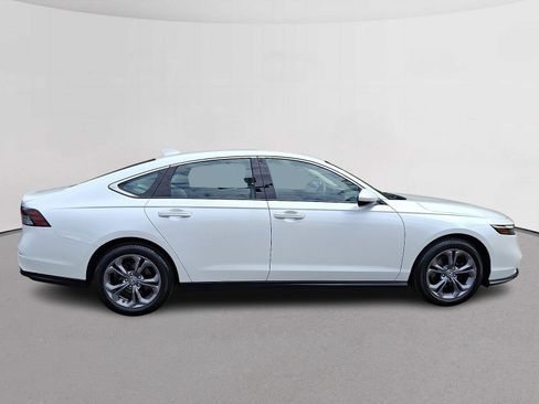 Certified 2024 Honda Accord EX image 12