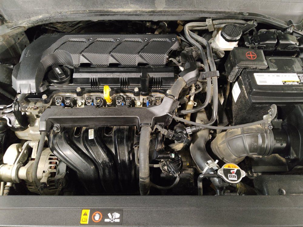Used 2020 Hyundai Venue SEL FWD image 30