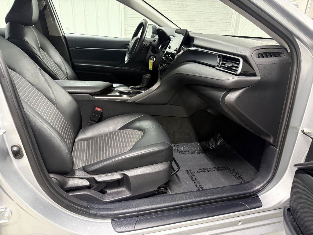 Used 2021 Toyota Camry SE FWD image 27