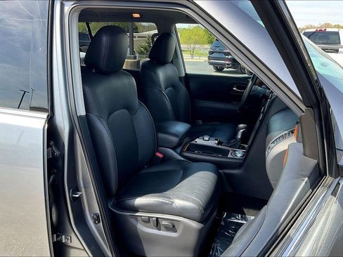 Used 2024 Nissan Armada SL AWD/4WD image 32