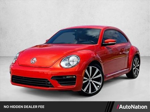 Used 2018 Volkswagen Beetle 2.0T S w/ Style & Comfort Package For S FWD image 1