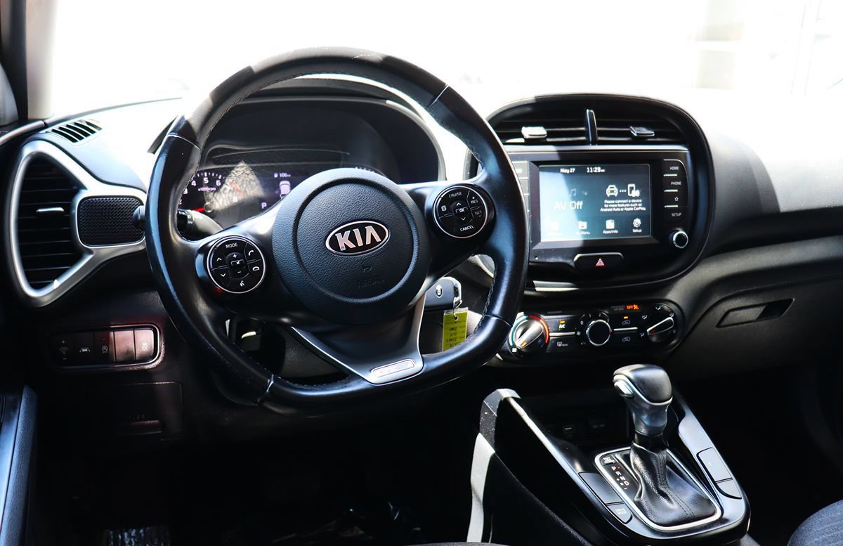 Used 2020 Kia Soul GT-Line FWD image 36
