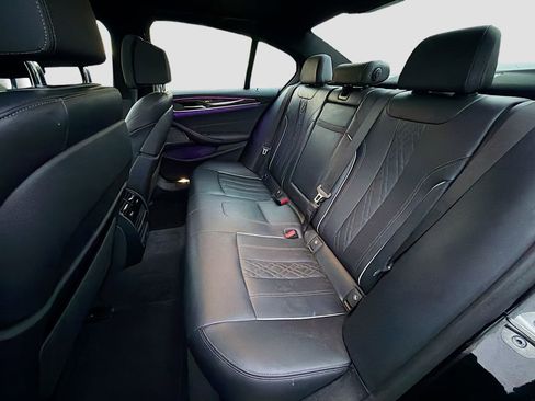 Used 2023 BMW 540i w/ M Sport Package RWD image 26
