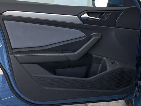 New 2025 Volkswagen Jetta SE image 11