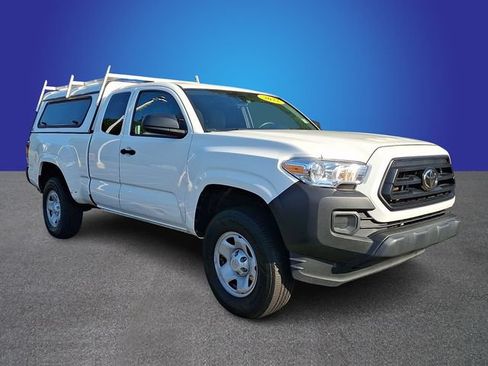Used 2022 Toyota Tacoma SR RWD image 3