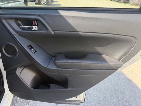 Used 2015 Subaru Forester 2.0XT Touring w/ Eyesight & Navigation System AWD/4WD image 18