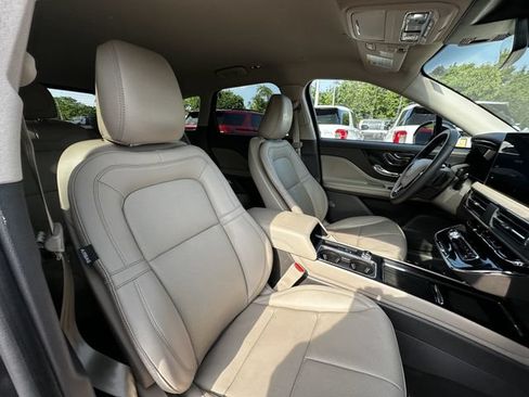 Certified 2024 Lincoln Corsair AWD w/ Equipment Group 101A image 35
