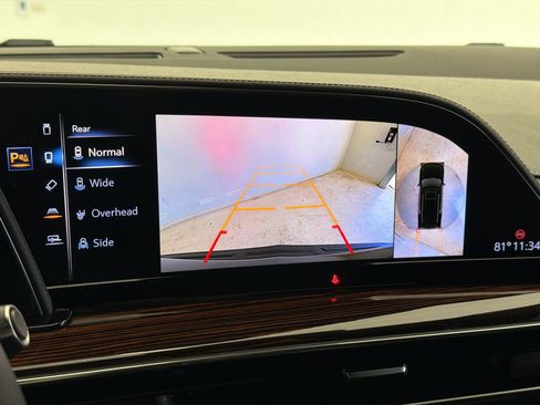 Used 2022 Cadillac Escalade Luxury AWD/4WD image 25