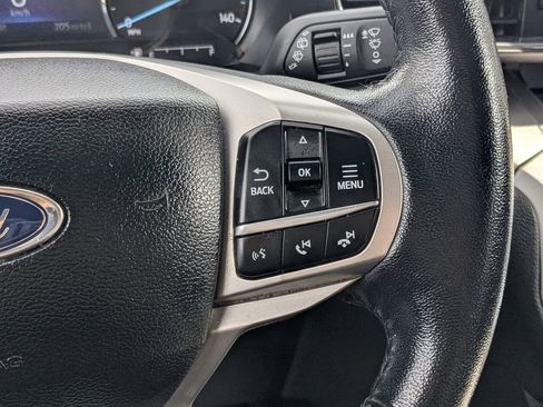 Used 2024 Ford Explorer XLT w/ Equipment Group 202A image 23