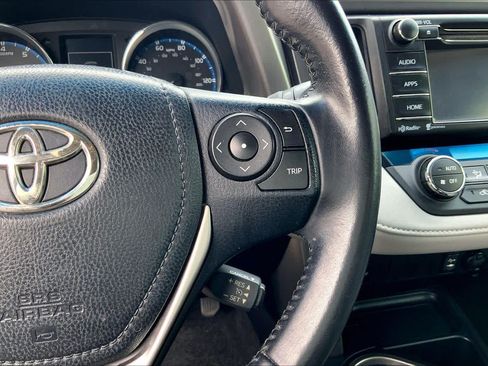 Used 2016 Toyota RAV4 XLE FWD image 25