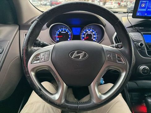 Used 2012 Hyundai Tucson GLS image 27