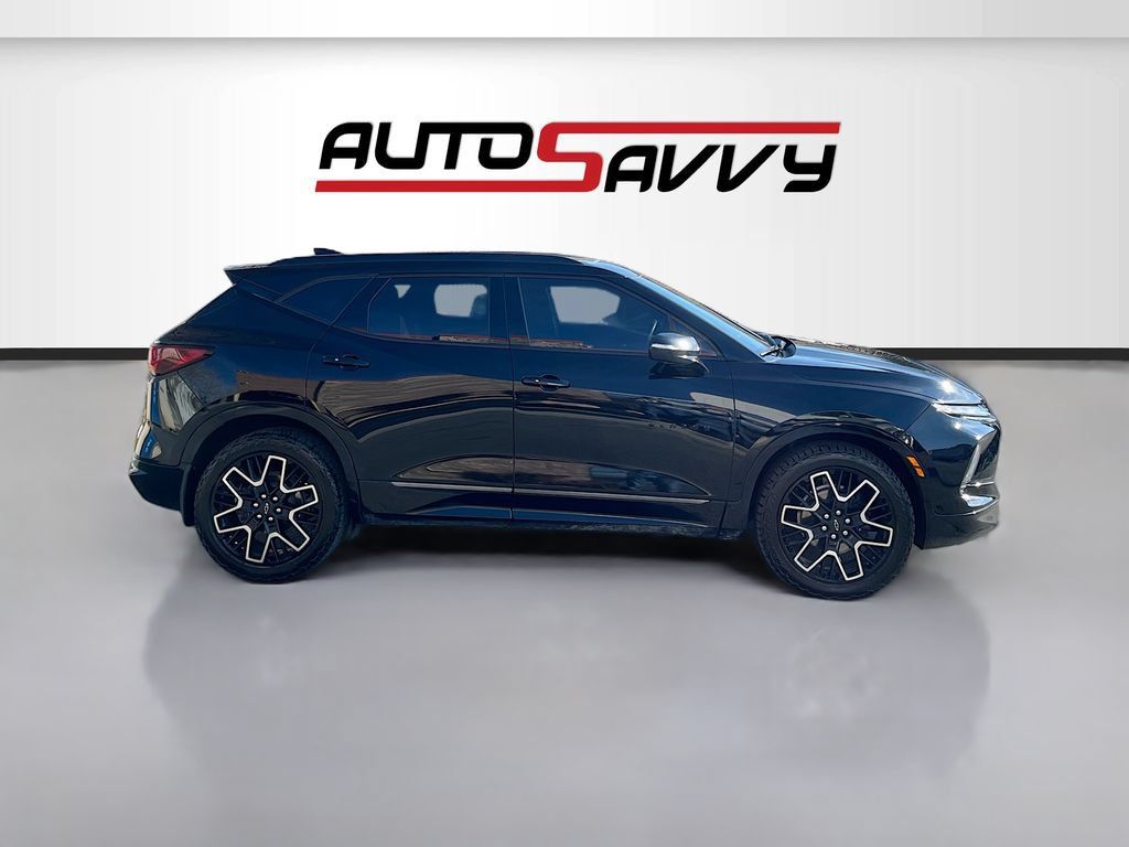 Used 2023 Chevrolet Blazer RS w/ Driver Confidence II Package AWD/4WD image 8