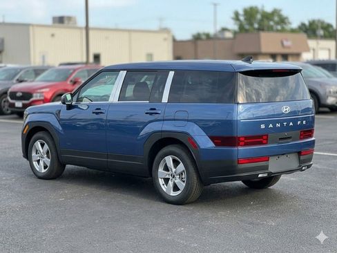 Used 2025 Hyundai Santa Fe SEL AWD/4WD image 3